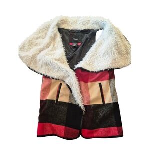 Me Jane Plaid Faux‎ Fur Vest Plaid, Boho, Sleeveless Jacket Red Black Cream